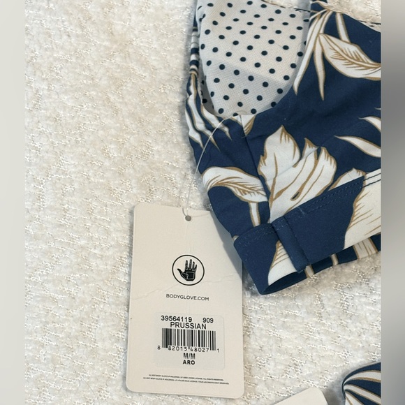 Body glove bikini, NWT. - Picture 3 of 6